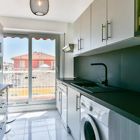 Happyfew Fodere * Nice