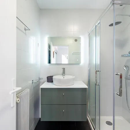 Happyfew Fodere 아파트