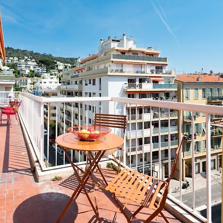 Happyfew Fodere 니스